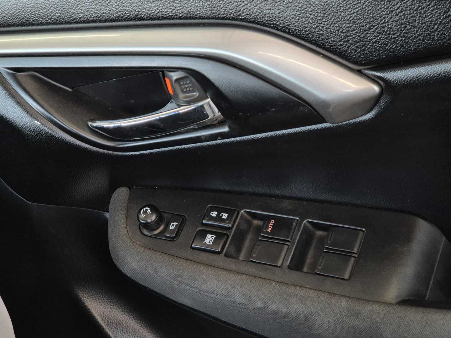 Photo 17 of 20