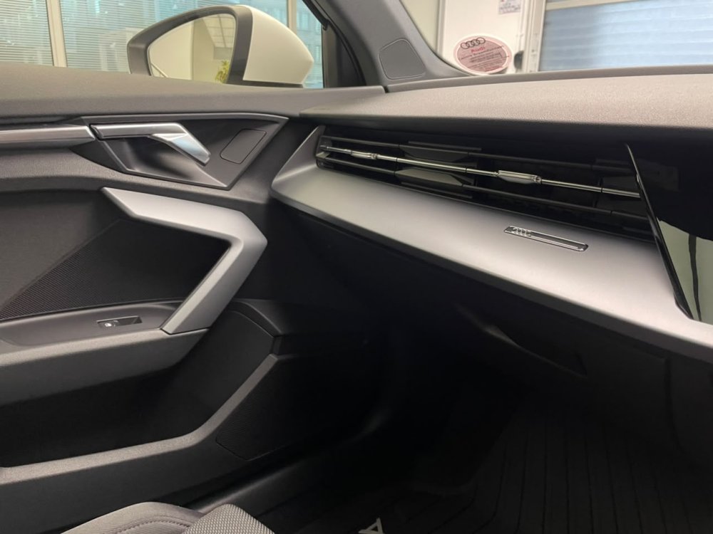 Photo 17 of 26