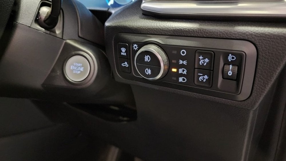 Photo 23 of 28