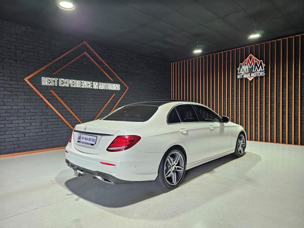 Photo 26 of 29