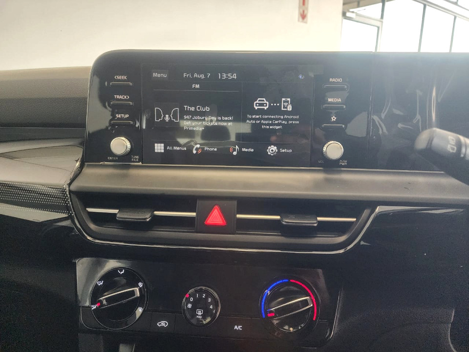 Photo 18 of 21