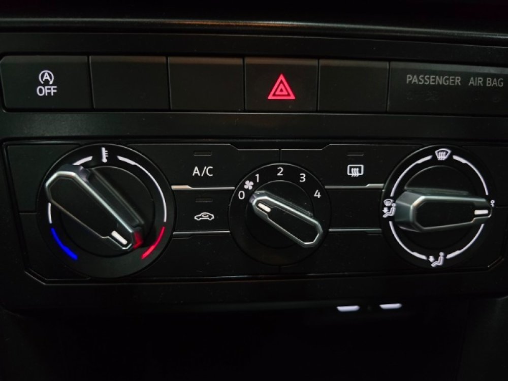 Photo 9 of 28
