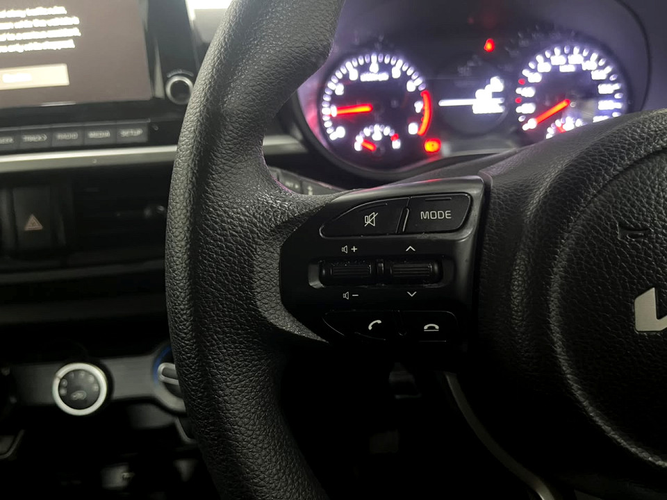 Photo 19 of 25
