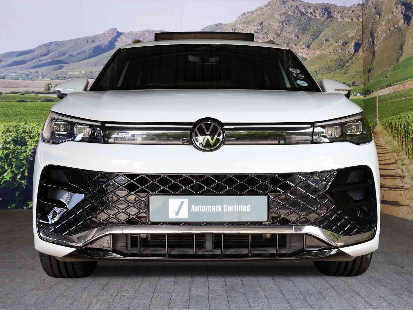 Photo 7 of 24