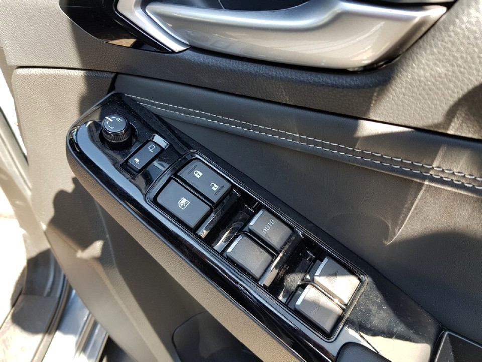 Photo 15 of 20