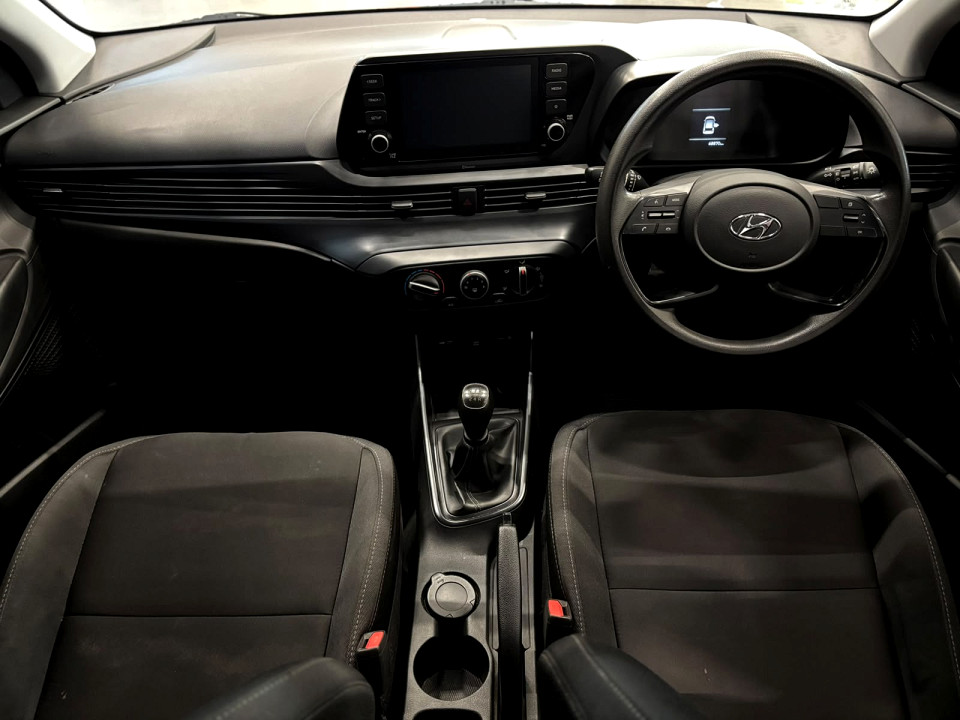 Photo 10 of 16