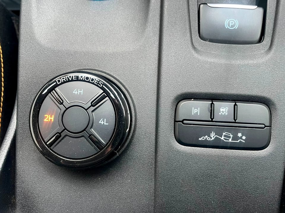 Photo 16 of 25