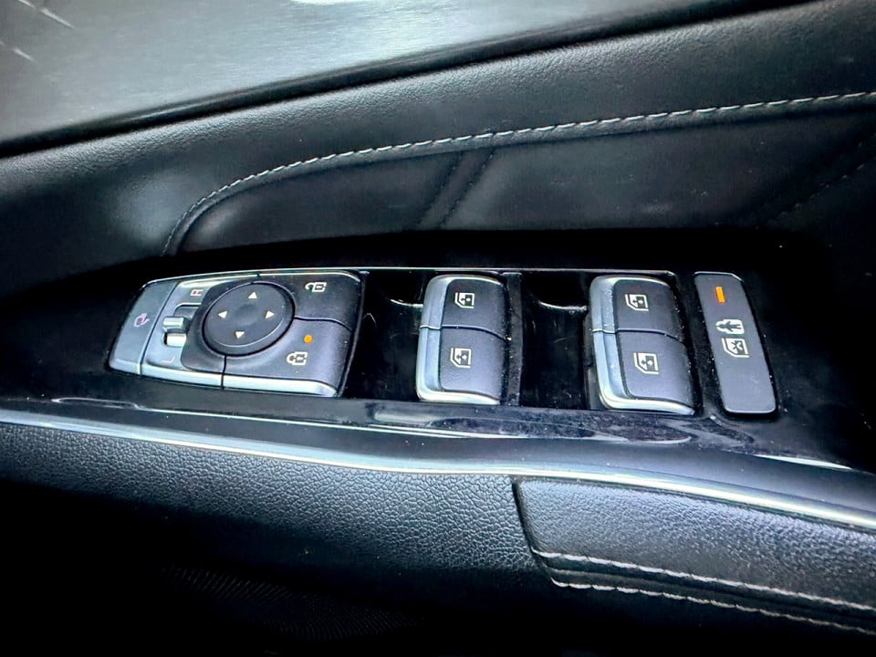 Photo 17 of 20