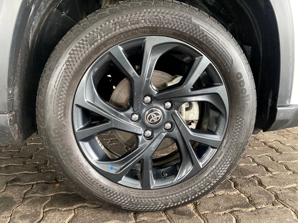 Photo 18 of 19