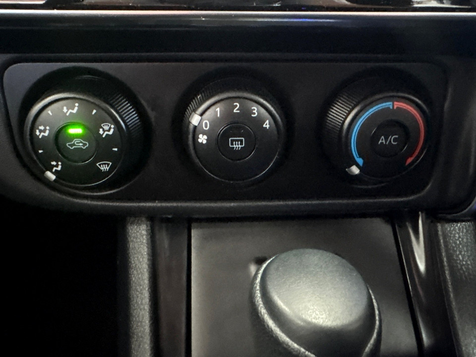 Photo 14 of 21