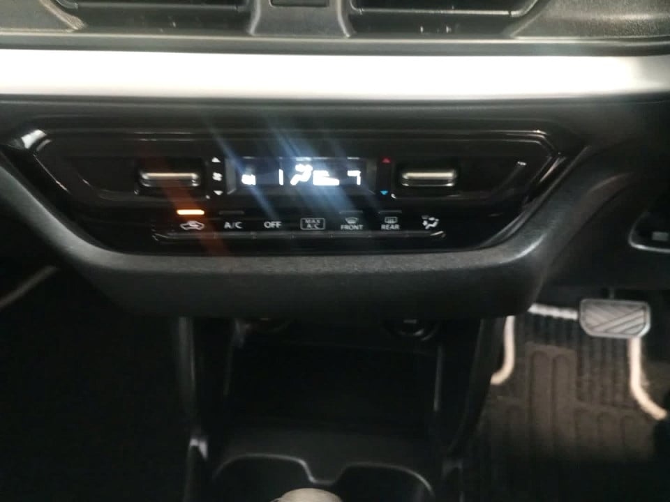 Photo 15 of 19