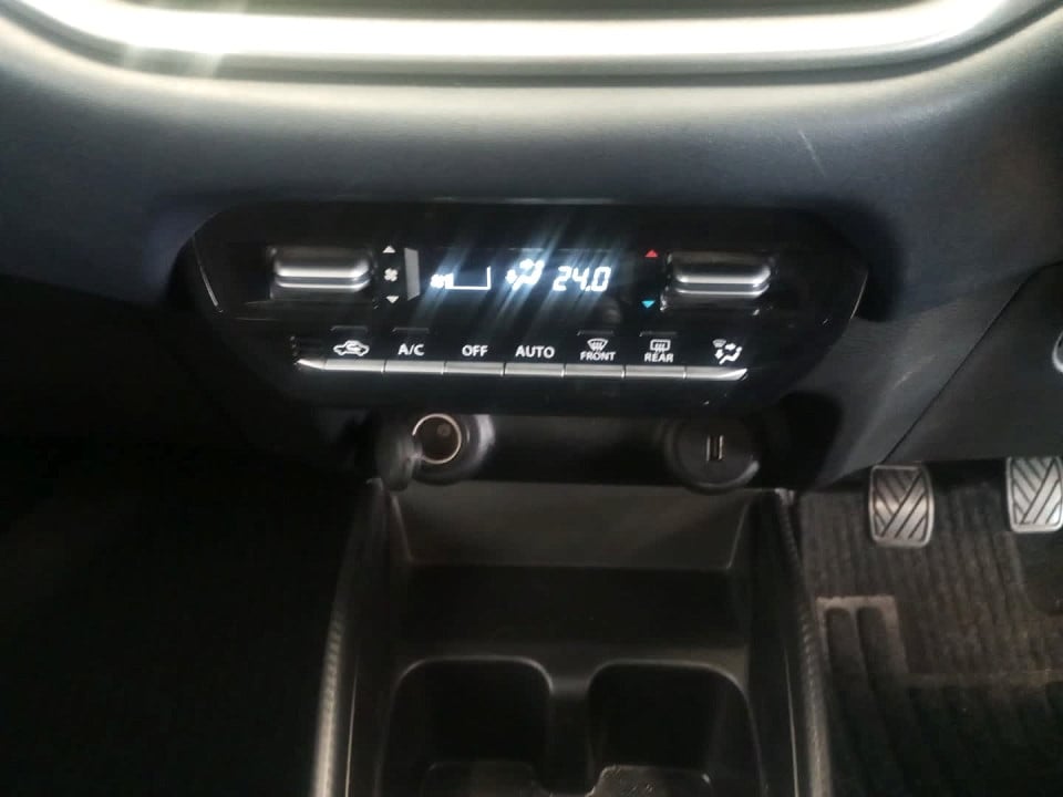 Photo 16 of 21