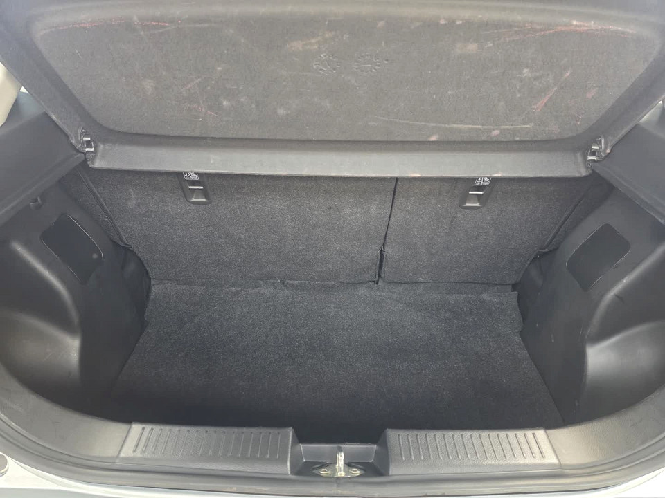 Photo 15 of 18