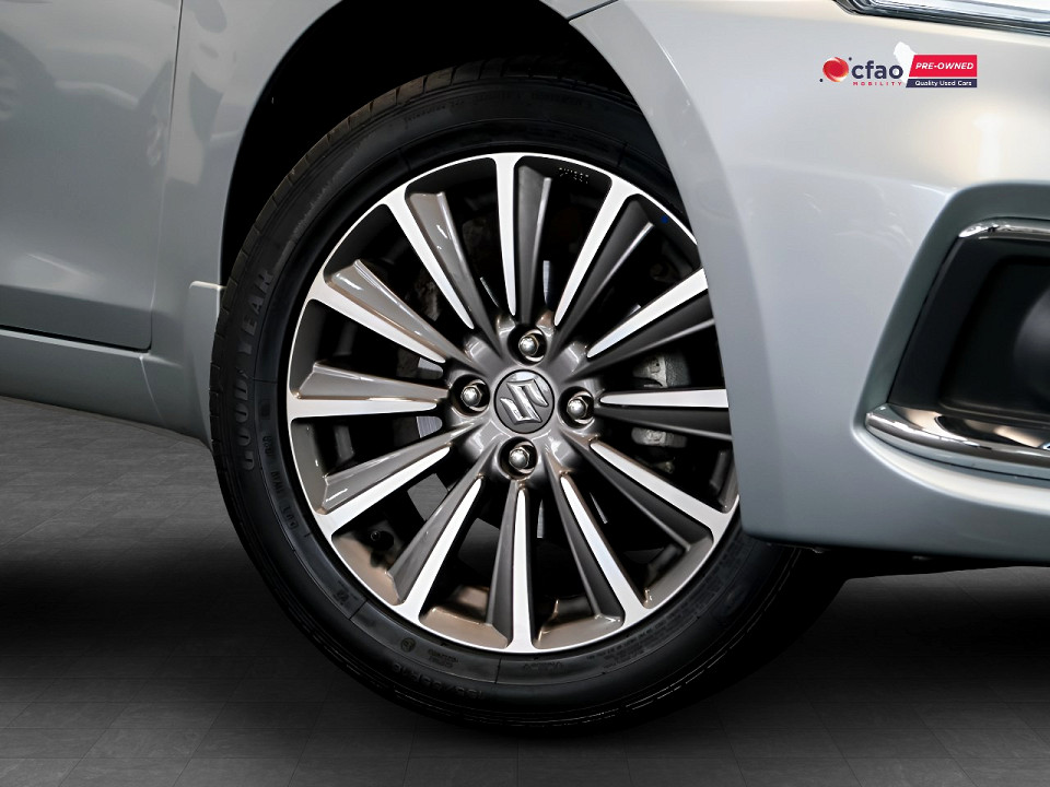 Photo 3 of 24