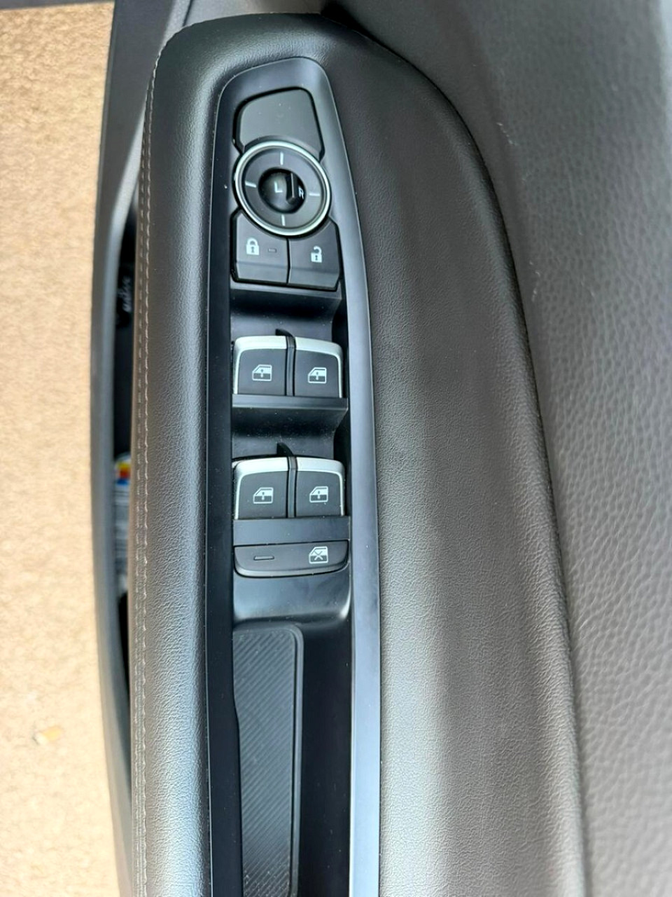 Photo 19 of 20