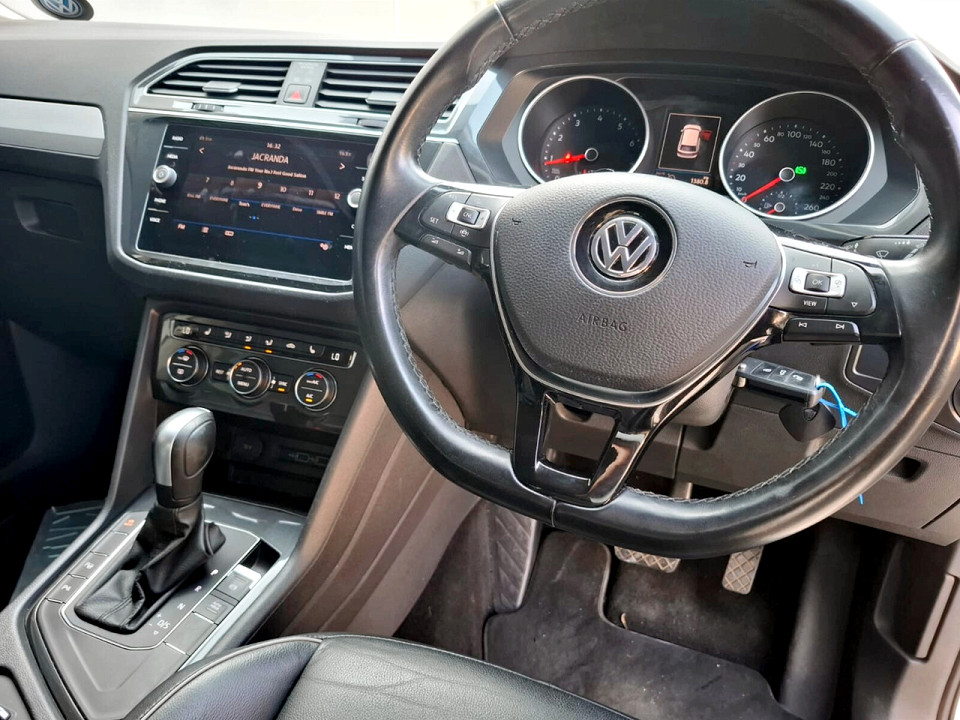 Photo 33 of 39