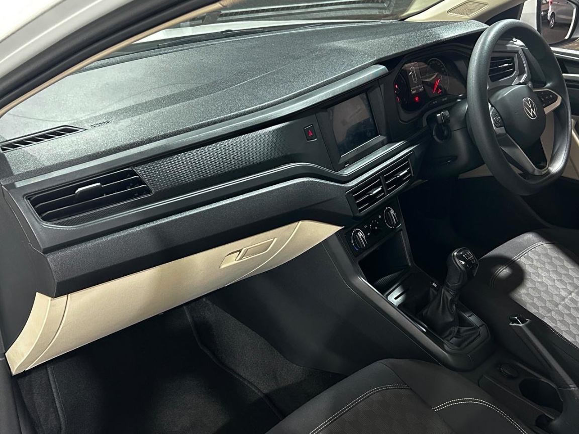 Photo 13 of 20