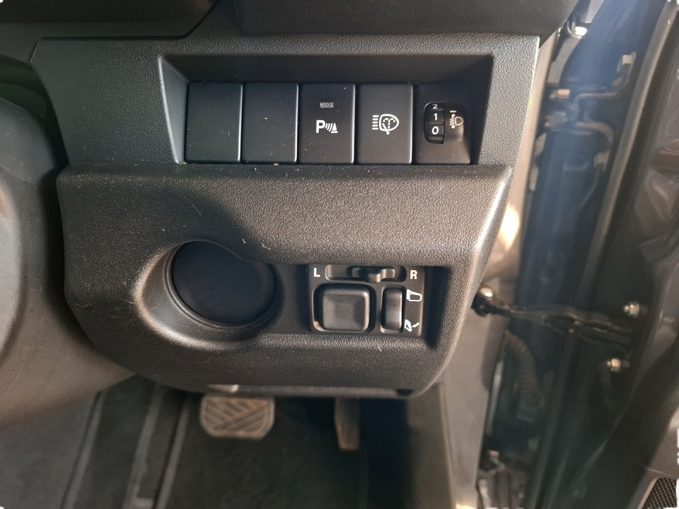 Photo 20 of 23
