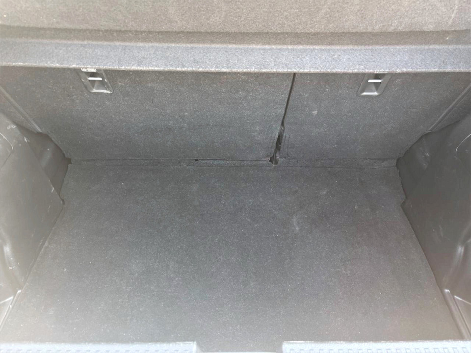 Photo 9 of 20