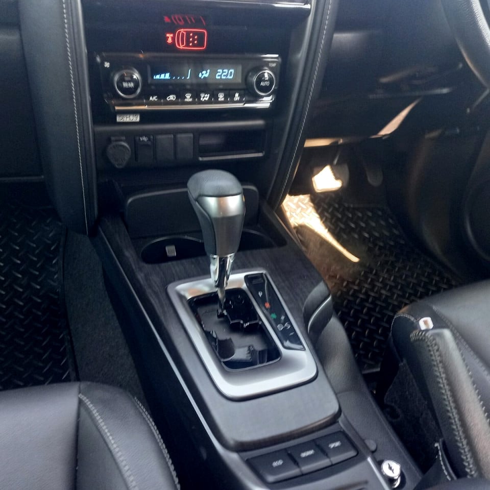 Photo 15 of 22