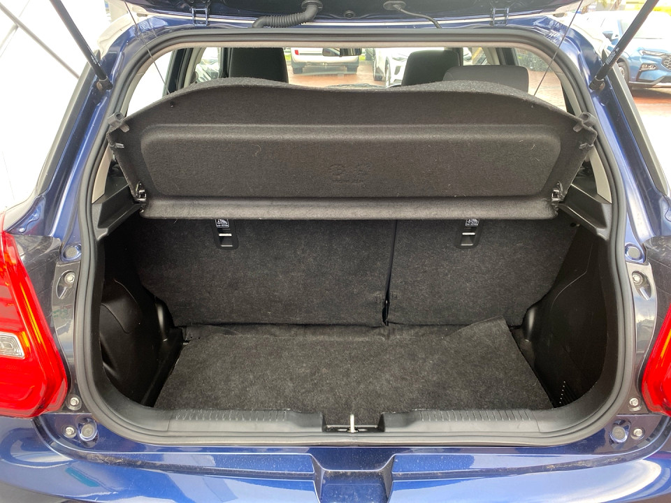 Photo 16 of 20