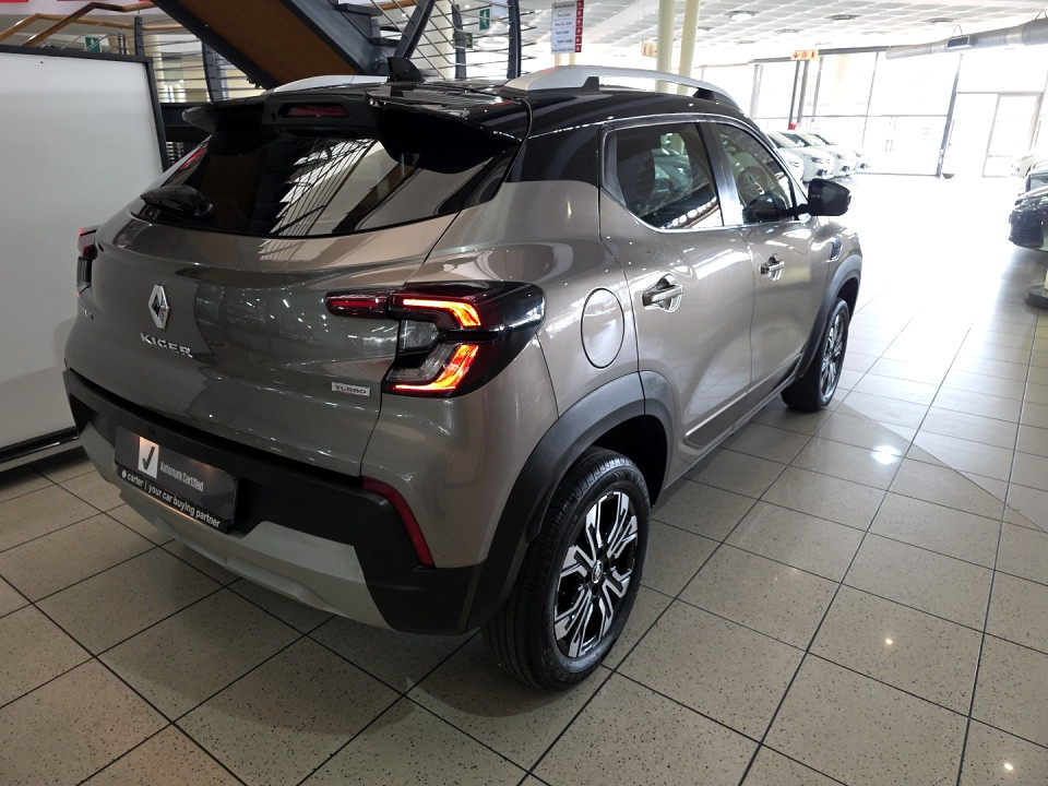 Photo 2 of 7