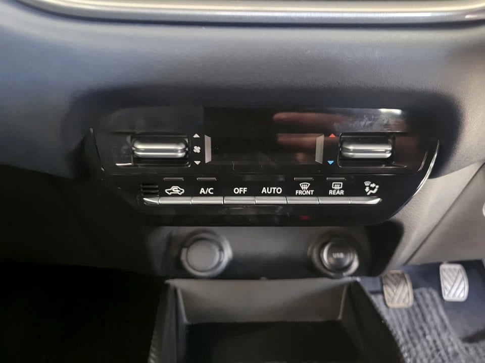 Photo 14 of 20