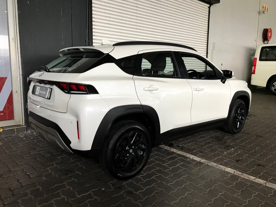Photo 2 of 19
