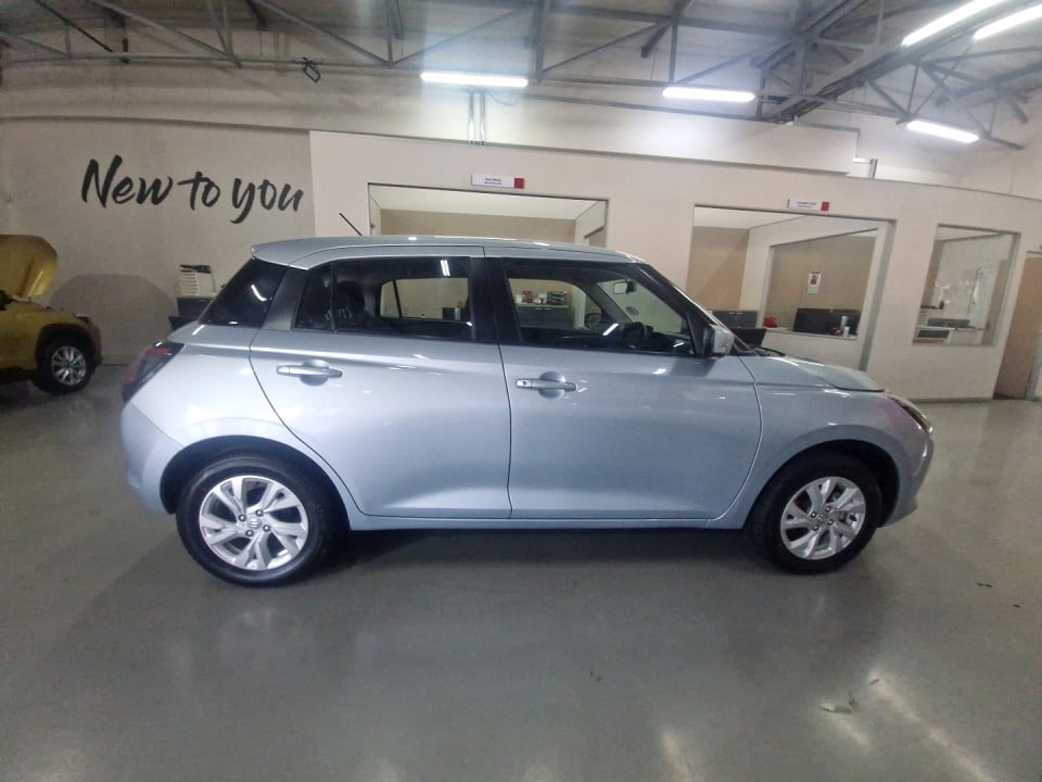 Photo 3 of 13