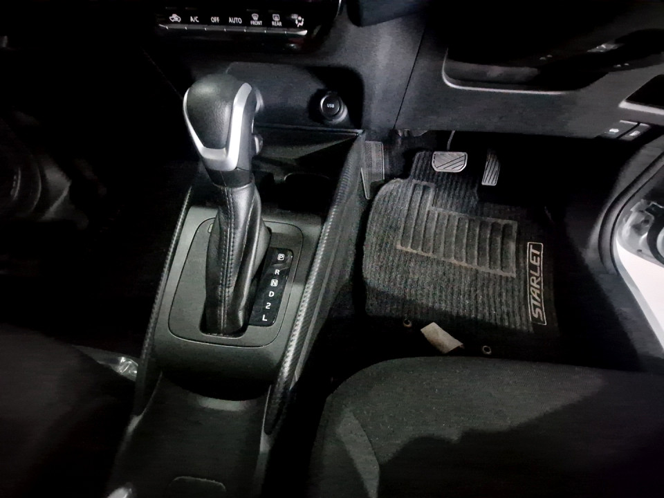 Photo 12 of 13