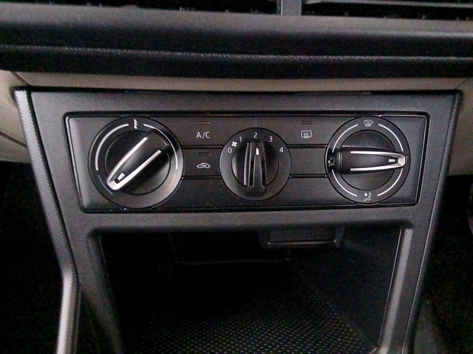 Photo 14 of 18