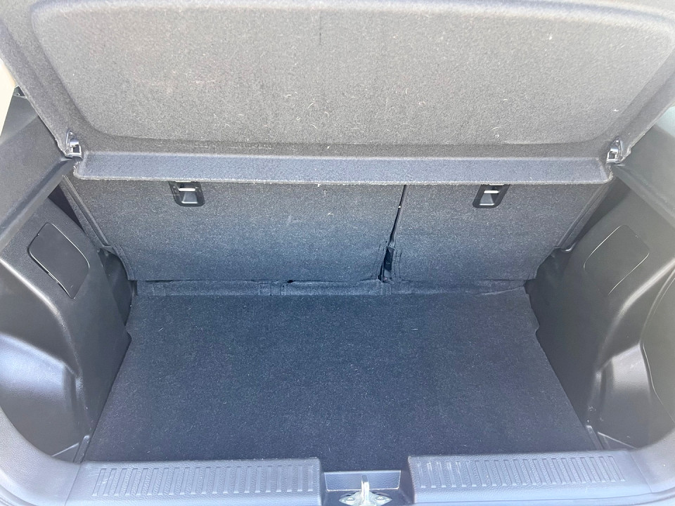 Photo 12 of 17