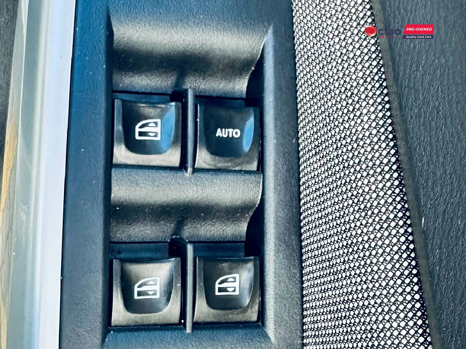 Photo 14 of 18