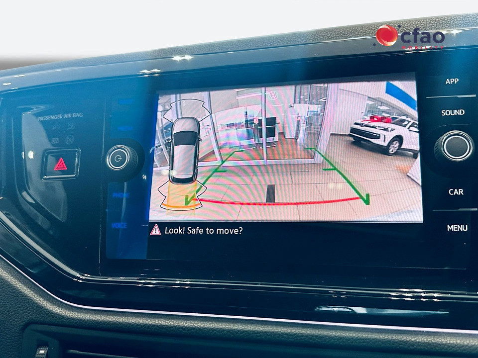 Photo 10 of 18