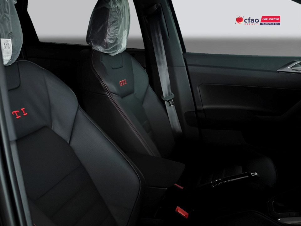 Photo 13 of 16