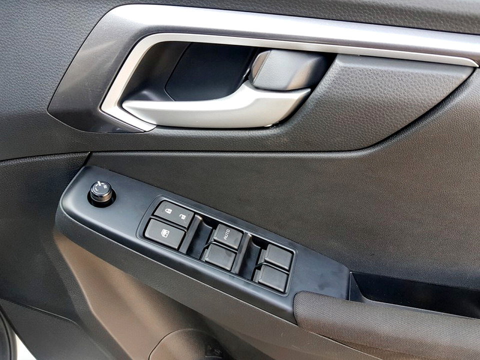 Photo 12 of 20