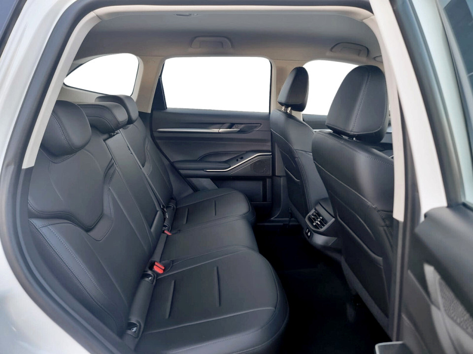 Photo 13 of 17