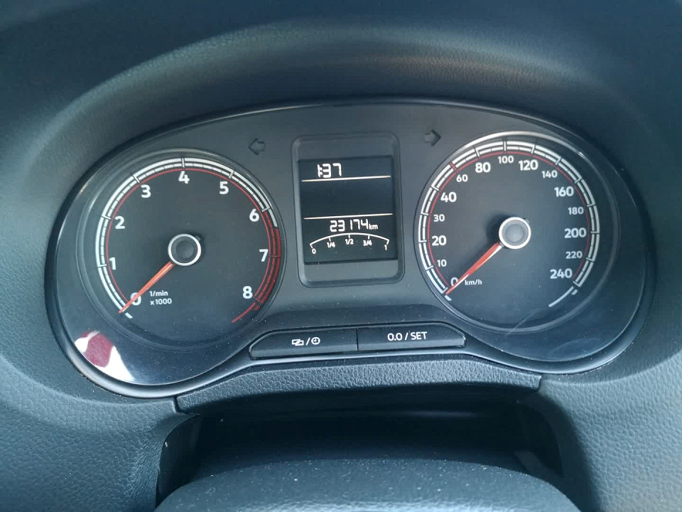 Photo 11 of 17