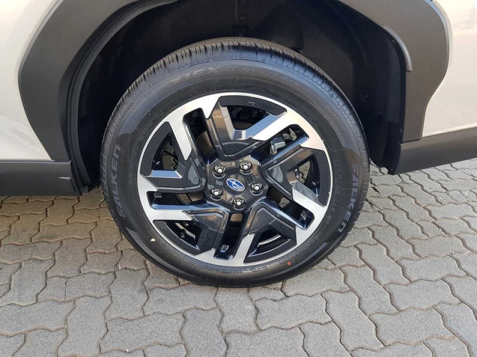 Photo 6 of 20