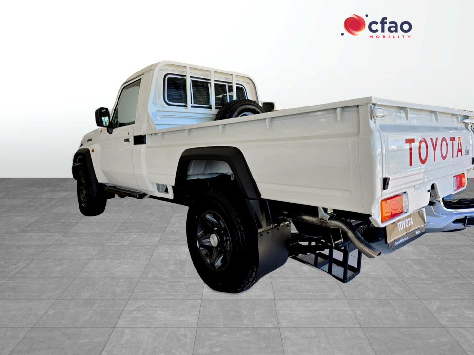 Photo 5 of 12
