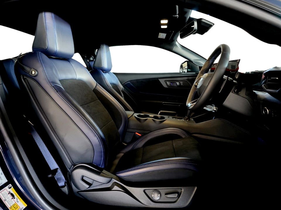 Photo 10 of 16