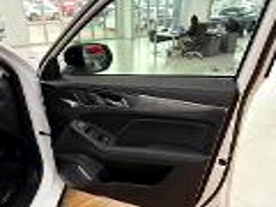 Photo 14 of 20