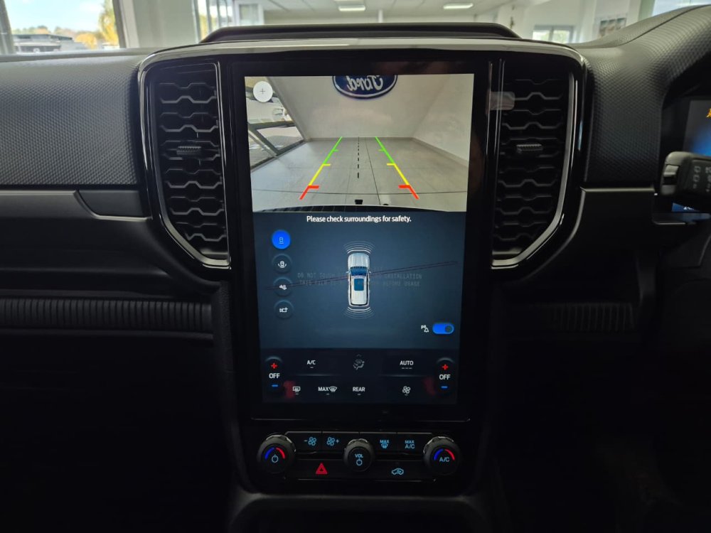 Photo 18 of 19