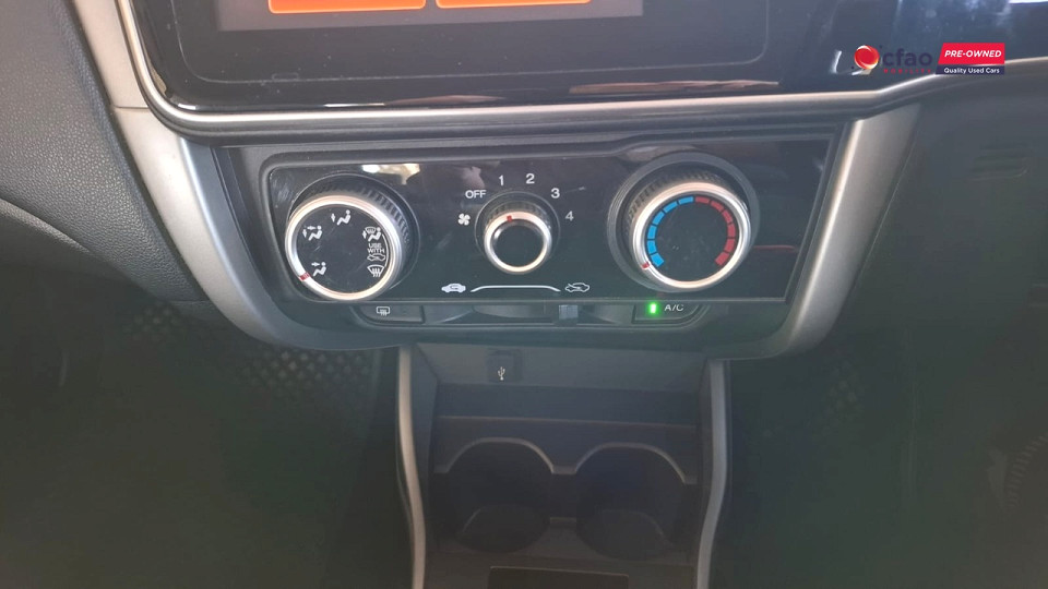 Photo 18 of 25