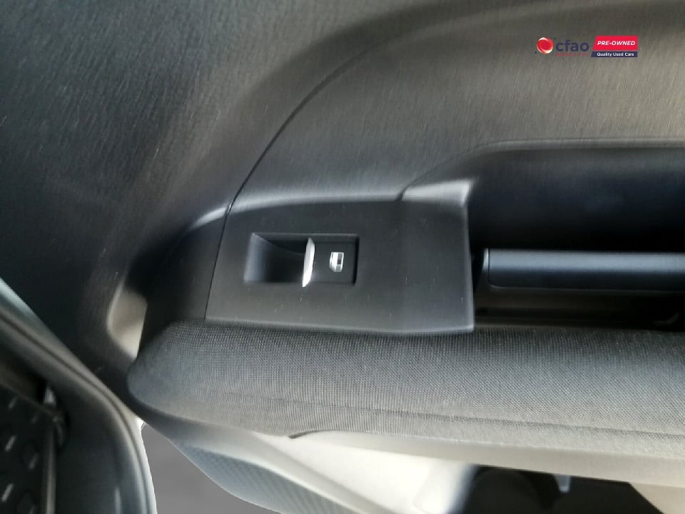 Photo 9 of 21