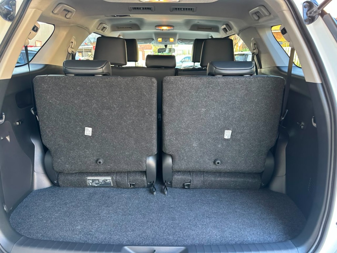 Photo 13 of 26