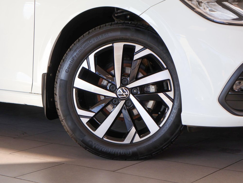 Photo 5 of 29