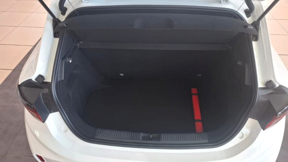 Photo 20 of 23