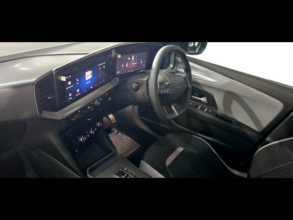 Photo 13 of 27