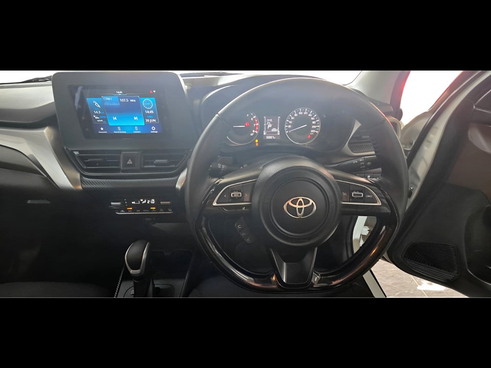 Photo 14 of 27